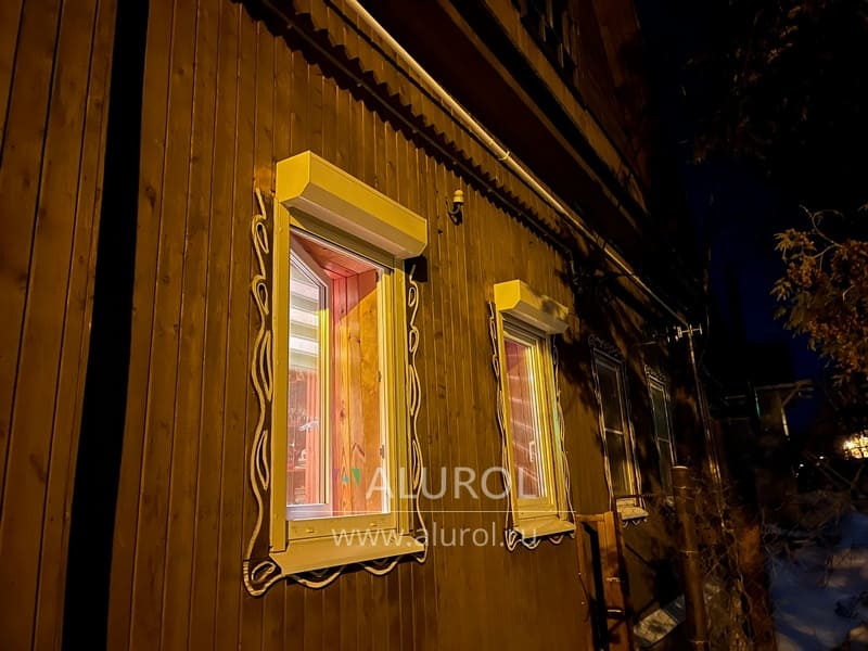 Рольставни на окна в частном доме в селе Луцино
